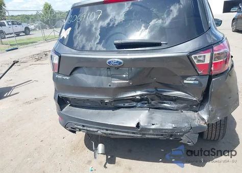2017 Ford Escape Se из США, поврежденный, VIN 1FMCU9GD3HUB64504